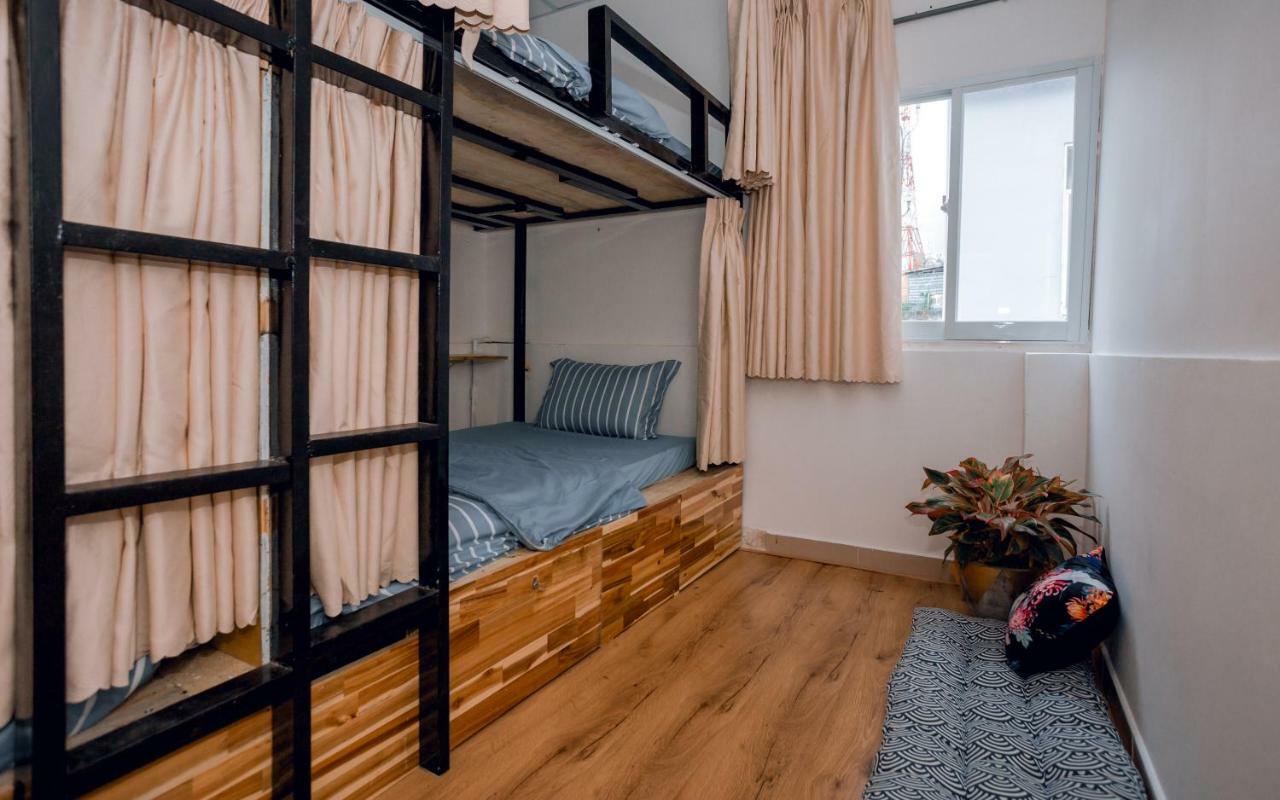 הו צ'י מין סיטי Adora Bui Vien Homestay מראה חיצוני תמונה