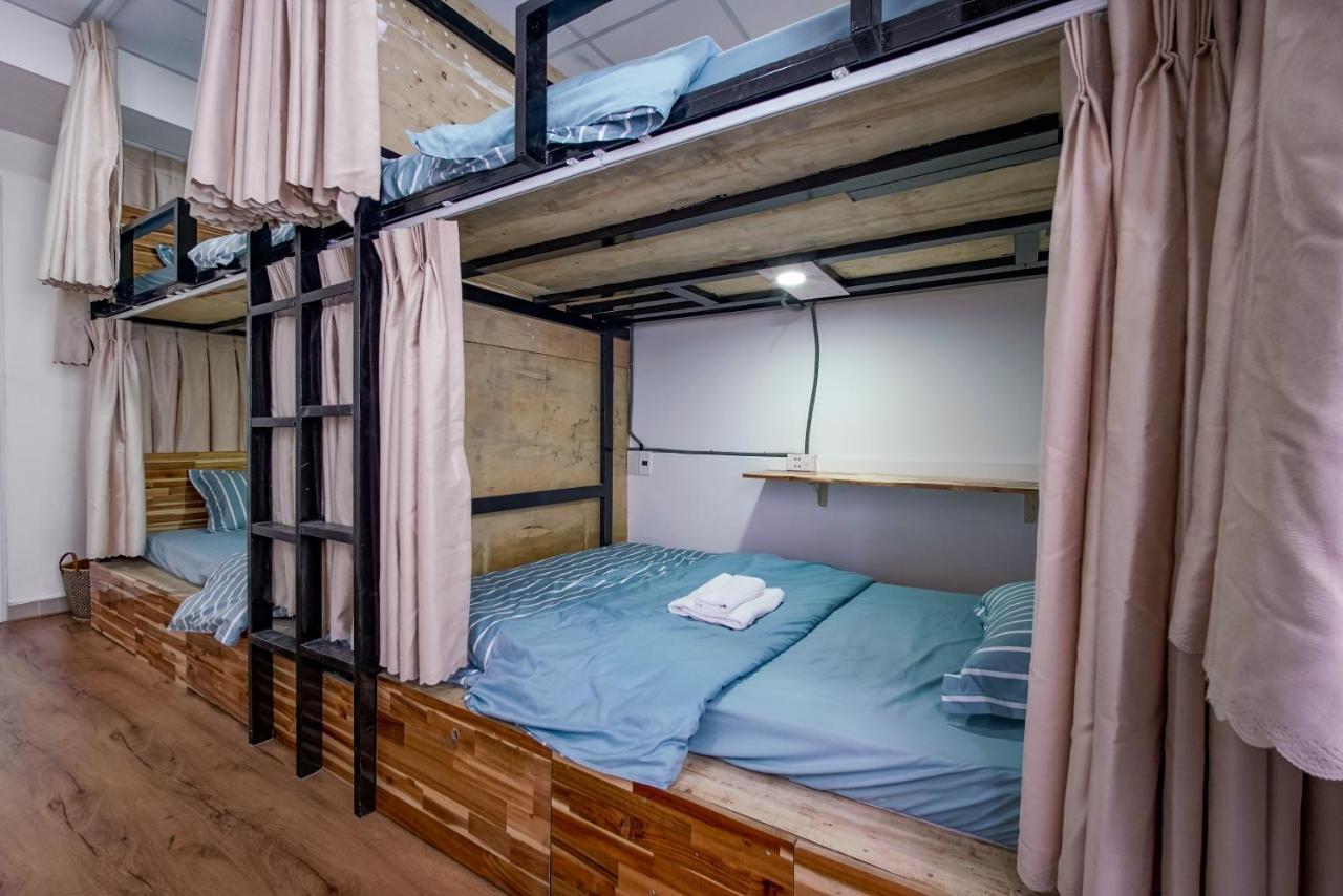 הו צ'י מין סיטי Adora Bui Vien Homestay מראה חיצוני תמונה
